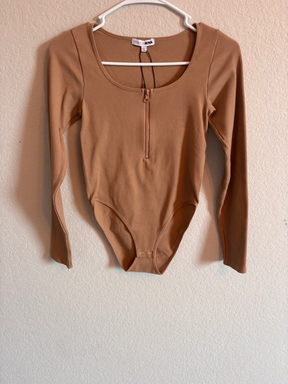Fashion Nova Woman’s Long-Sleeve Ribbed Bodysuit in Camel